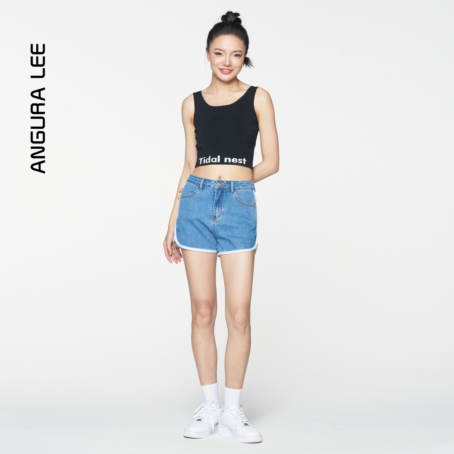 女裝運動風短褲